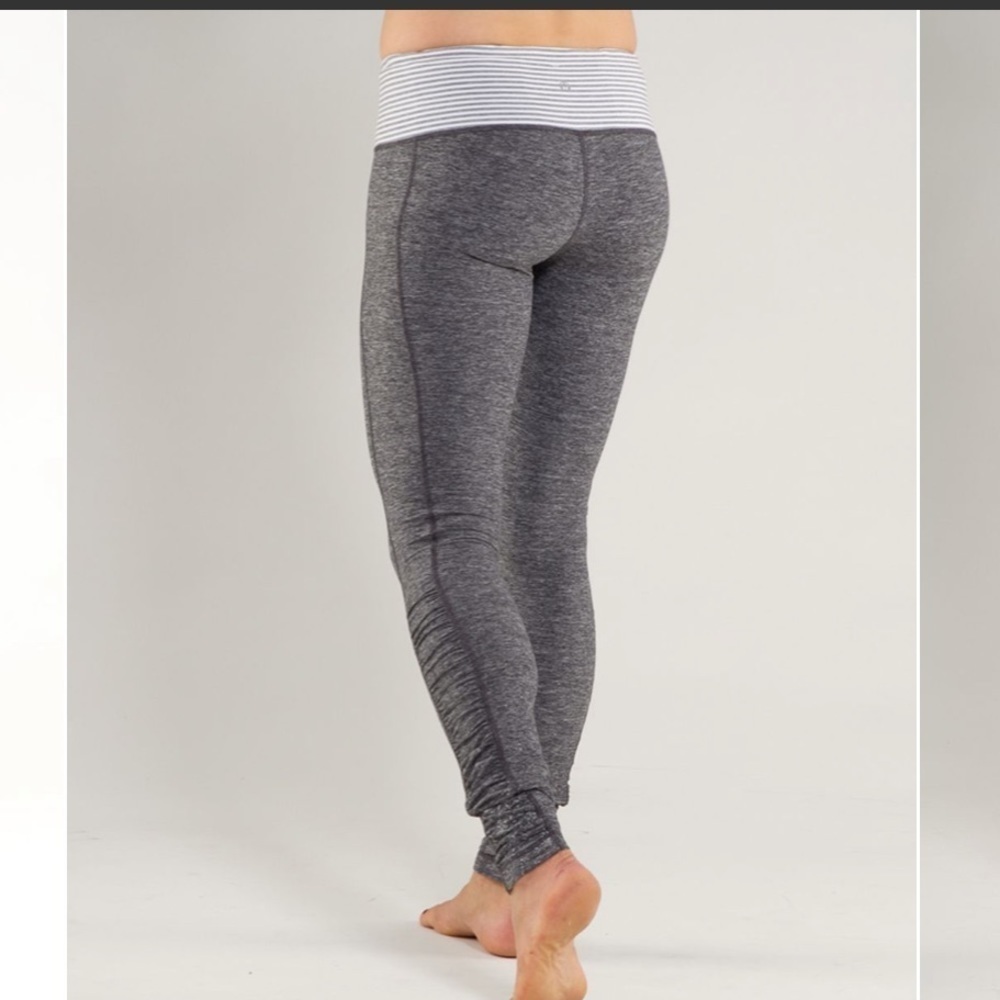 Lululemon Run: Turn Around Tight